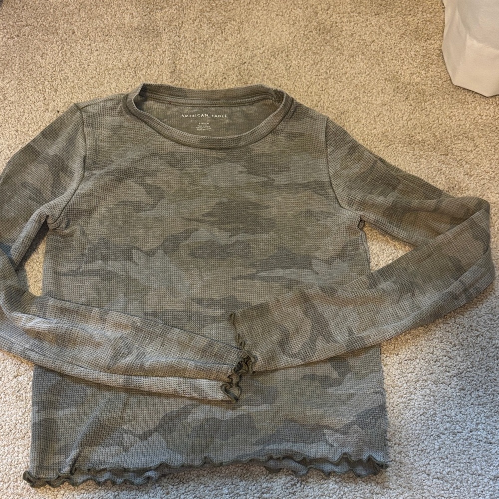 American Eagle Outfitters Kids Long Sleeve Camo Tee - Gray